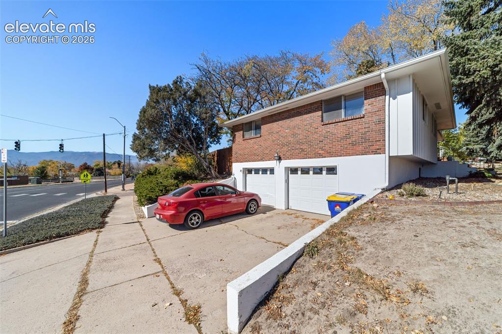 2302 Kent Lane Colorado Springs CO 80909