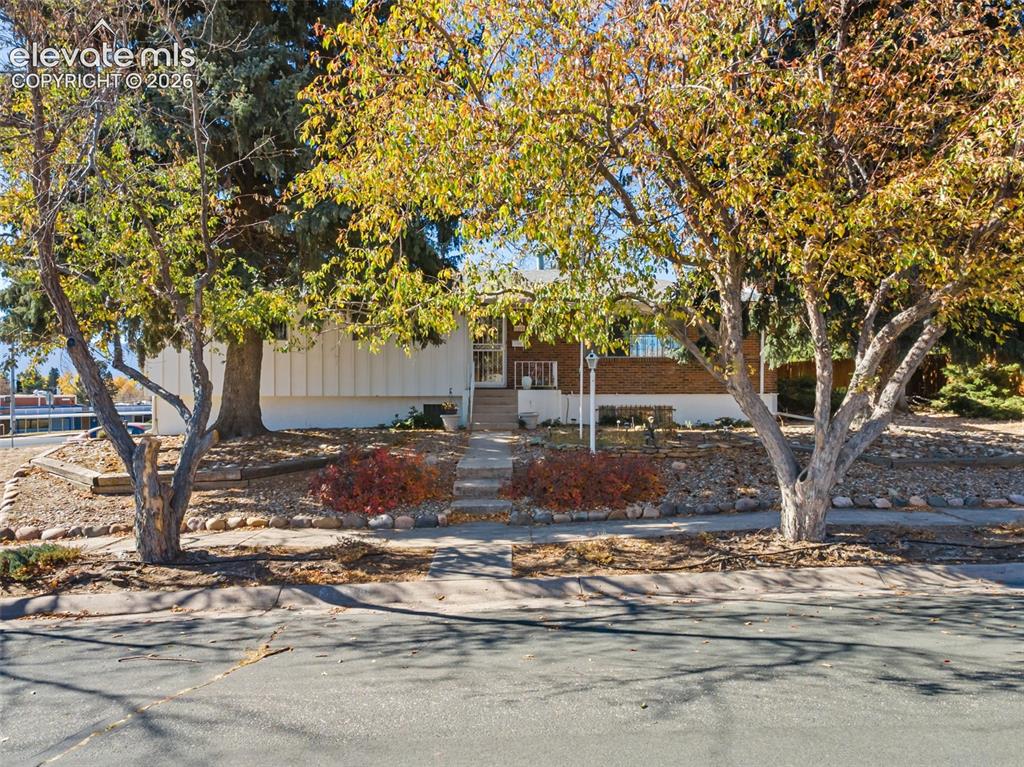 2302 Kent Lane Colorado Springs CO 80909