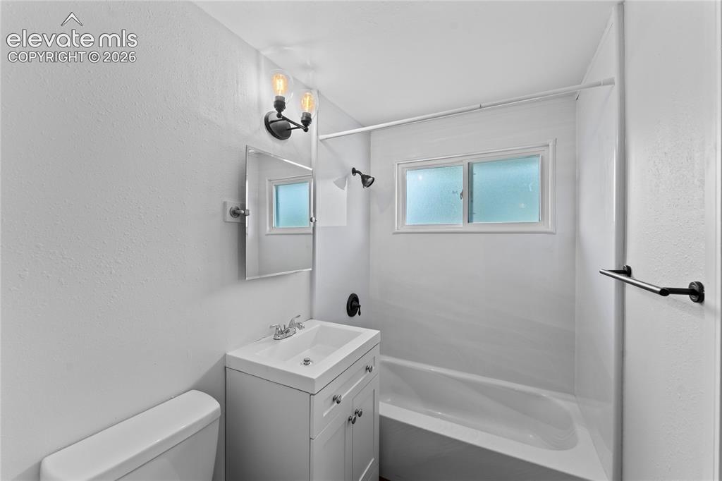2326 Eagle View Drive Colorado Springs CO 80909