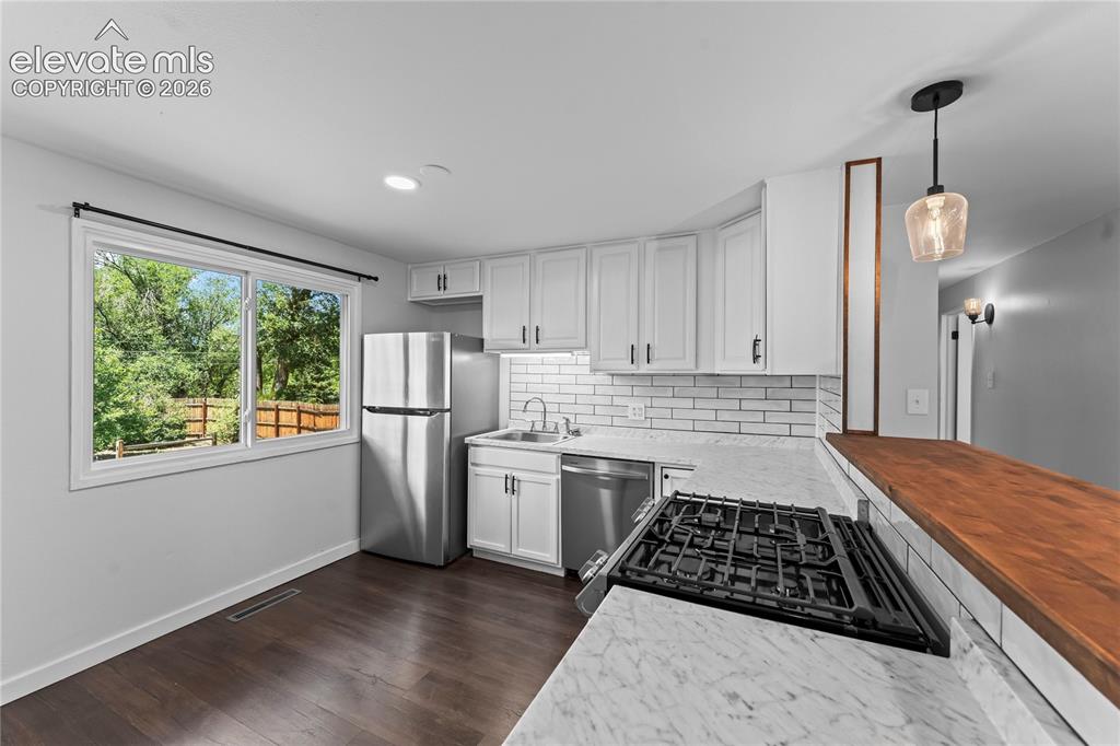 2326 Eagle View Drive Colorado Springs CO 80909