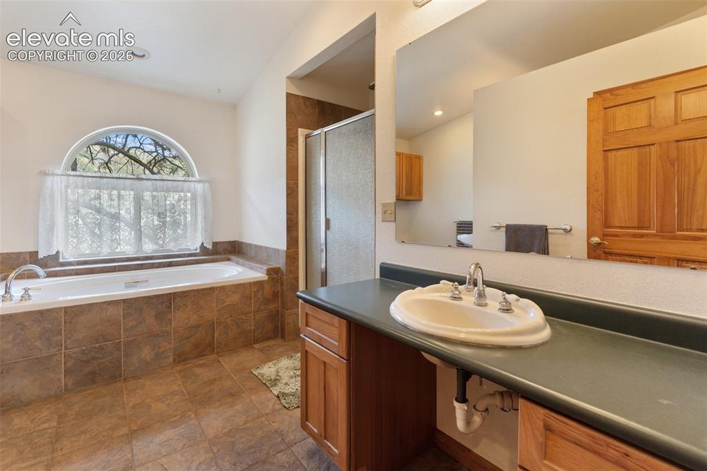 2401 Lakemoor Drive Florissant CO 80816