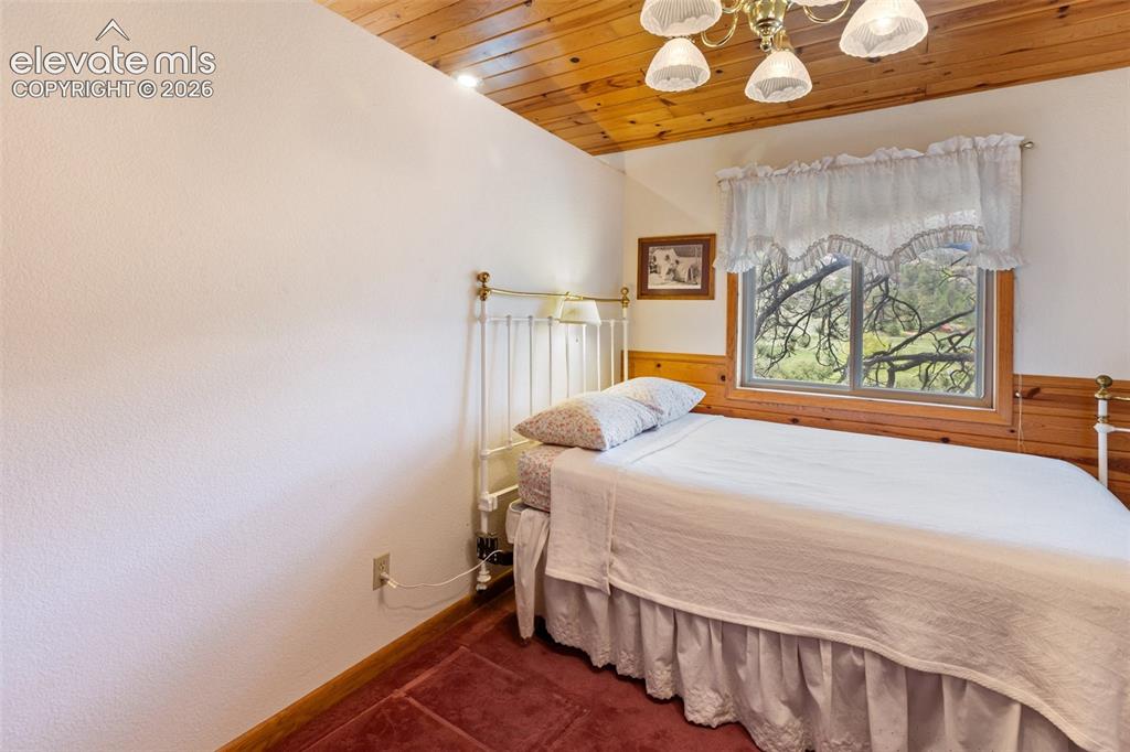 2401 Lakemoor Drive Florissant CO 80816