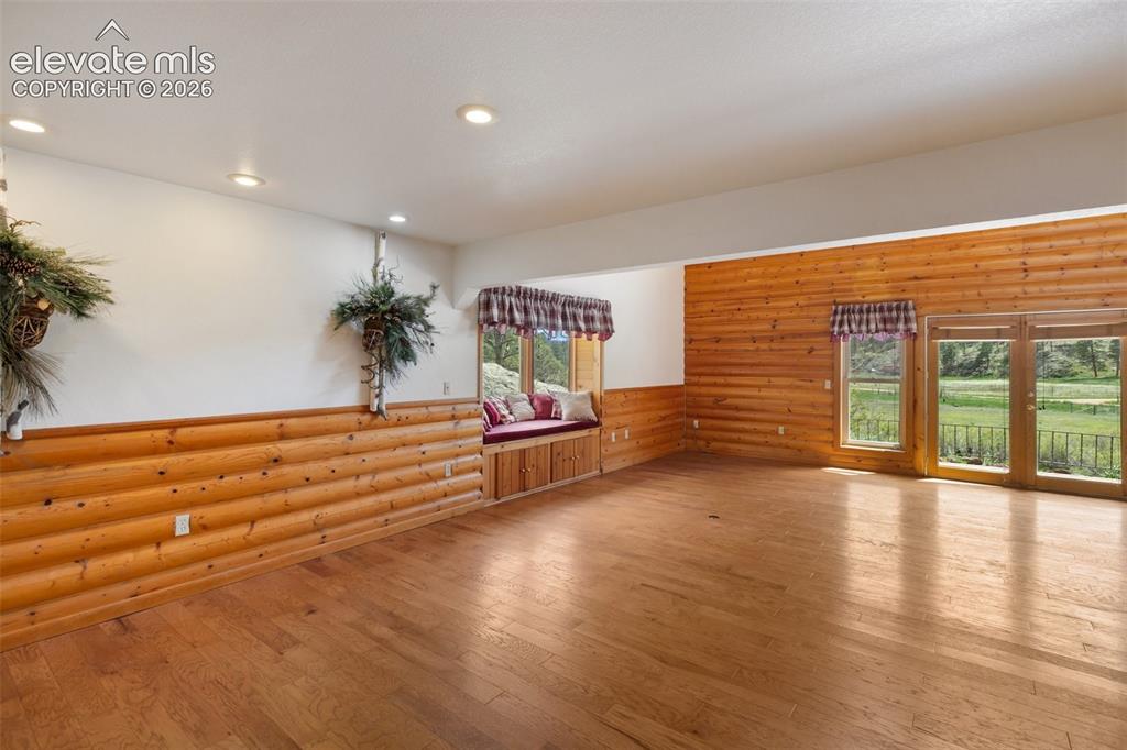 2401 Lakemoor Drive Florissant CO 80816