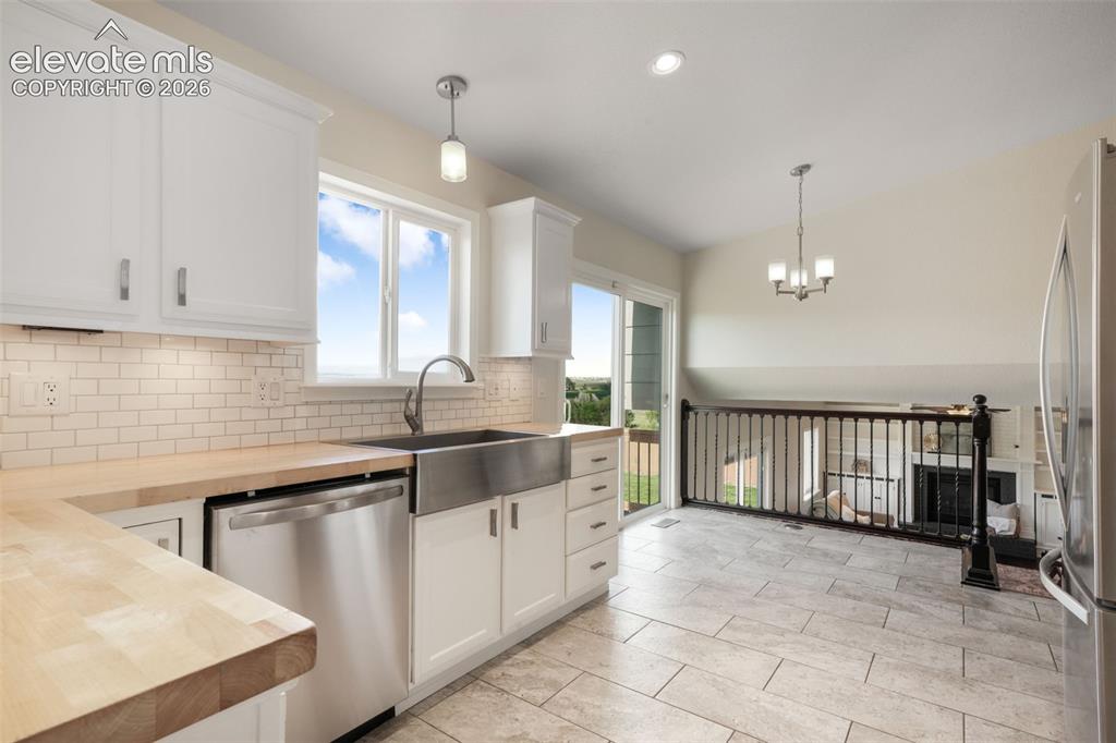 7106 Lone Eagle Lane Colorado Springs CO 80925