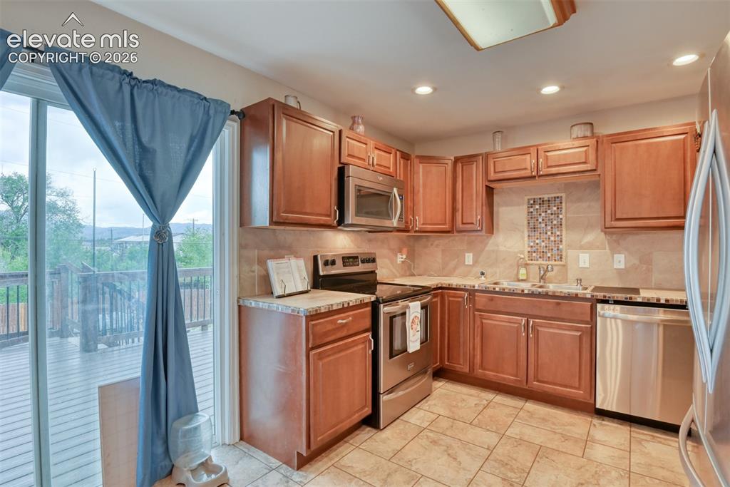 934 Potter Drive Colorado Springs CO 80909