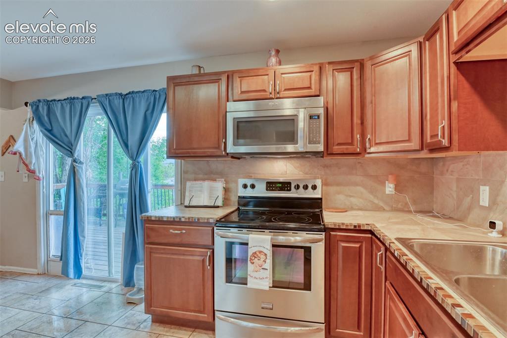 934 Potter Drive Colorado Springs CO 80909