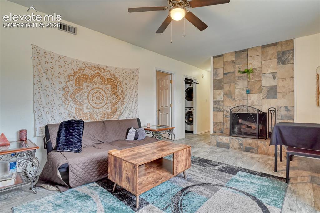 934 Potter Drive Colorado Springs CO 80909