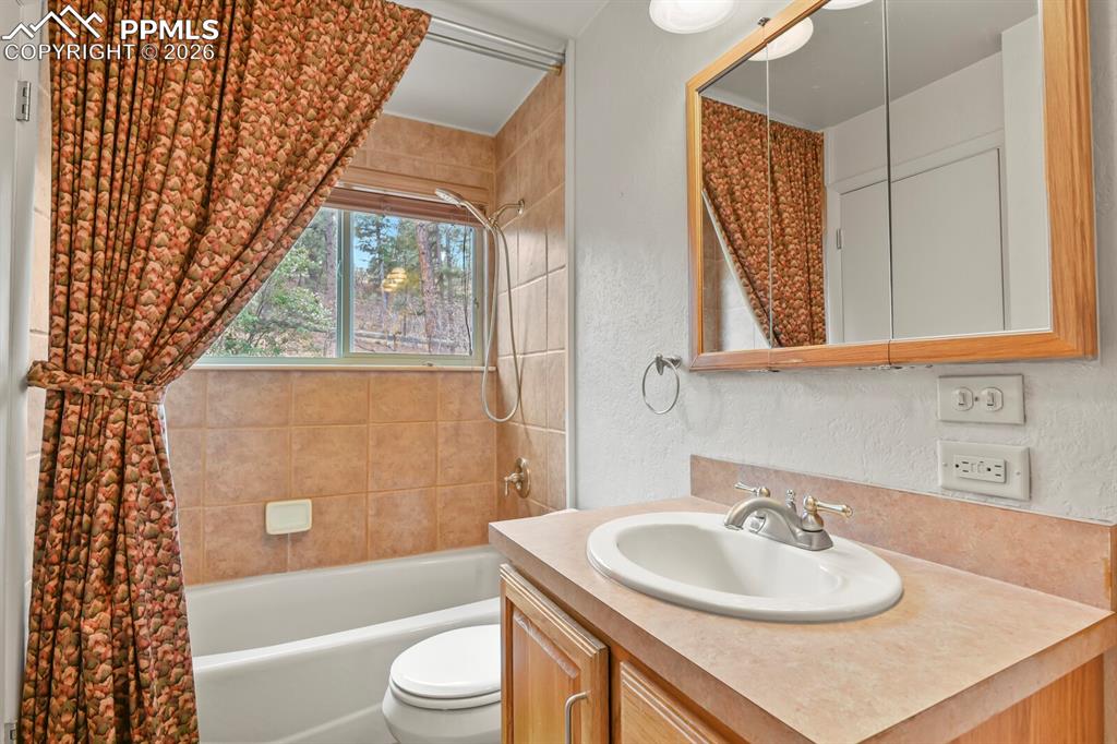 785 Hidden Valley Road Colorado Springs CO 80919