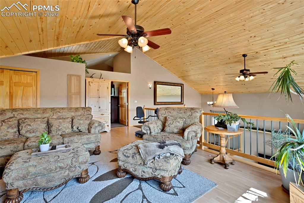 38 Kingston Drive Florissant CO 80816