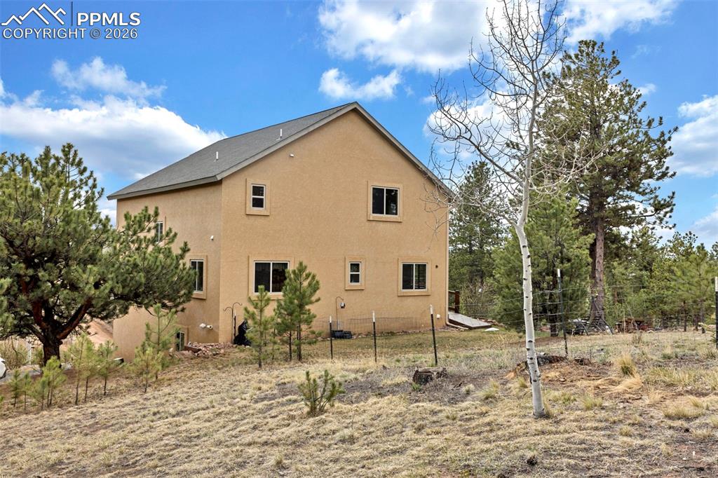 38 Kingston Drive Florissant CO 80816