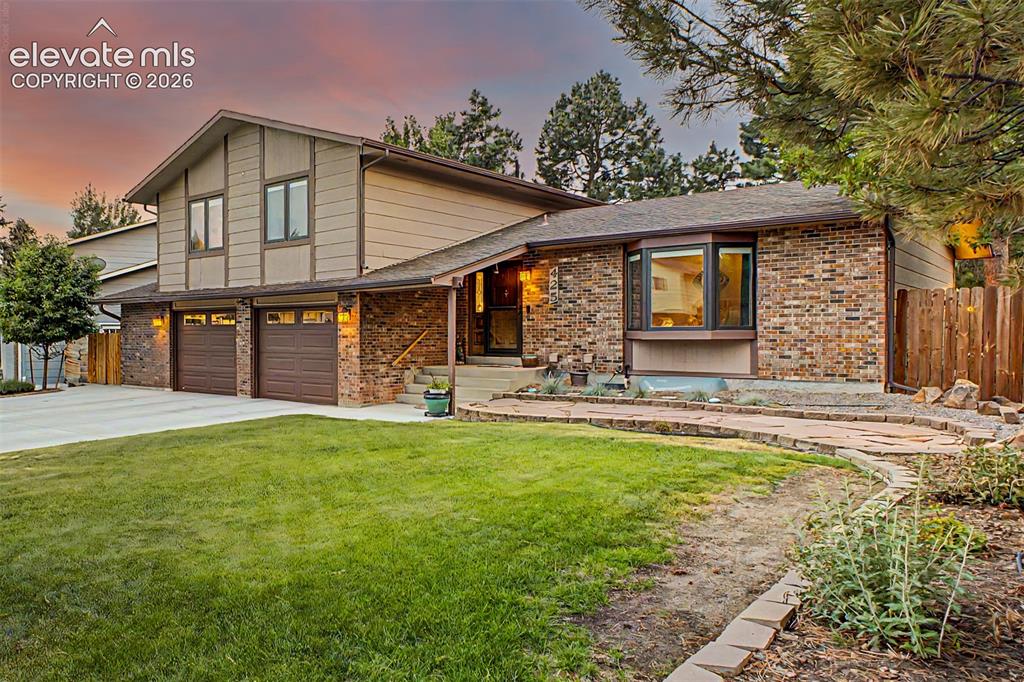 425 Grey Eagle Drive Colorado Springs CO 80919