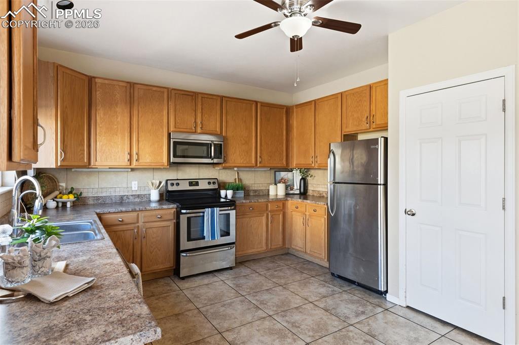 9622 Yukon Way Colorado Springs CO 80925