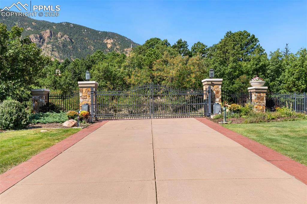 3870 S Club Drive Colorado Springs CO 80906