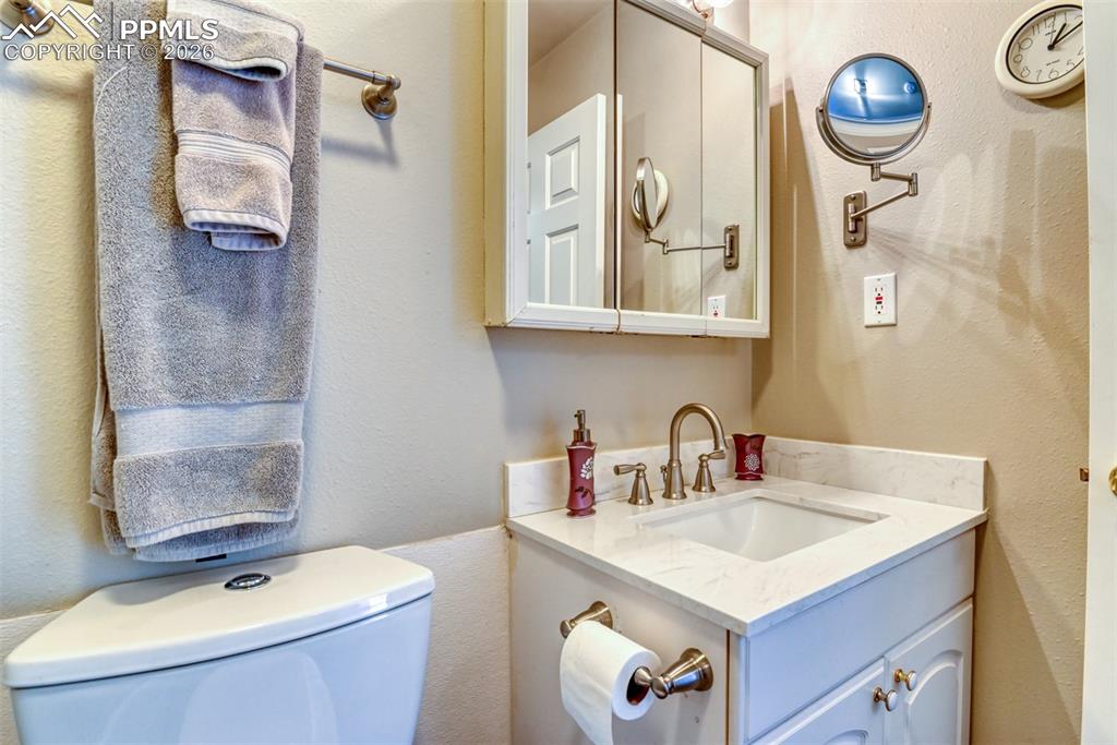 17 Garfield Circle Florissant CO 80816