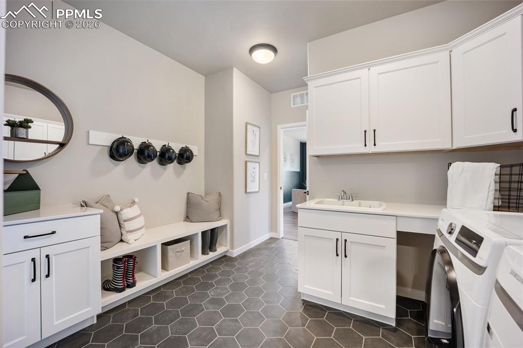 9996 Antelope Ravine Drive Colorado Springs CO 80908