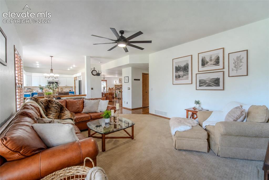 789 Capeglen Road Colorado Springs CO 80906