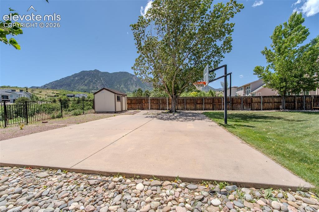 789 Capeglen Road Colorado Springs CO 80906