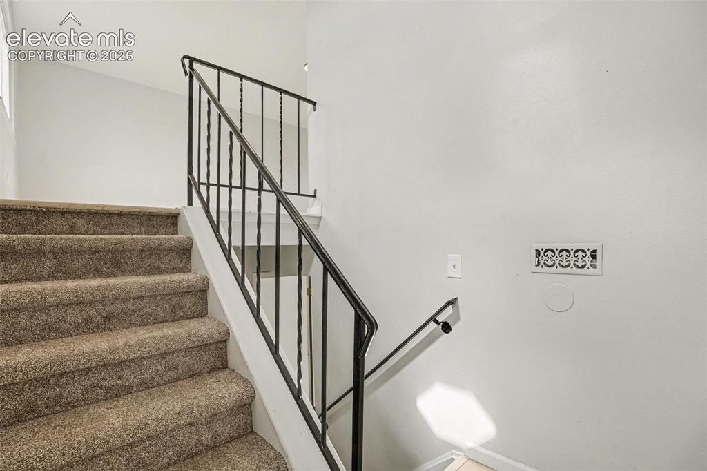 1043 Nolte Drive Colorado Springs CO 80916
