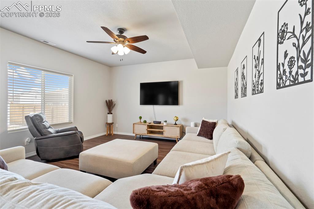 6015 Yamhill Drive Colorado Springs CO 80925