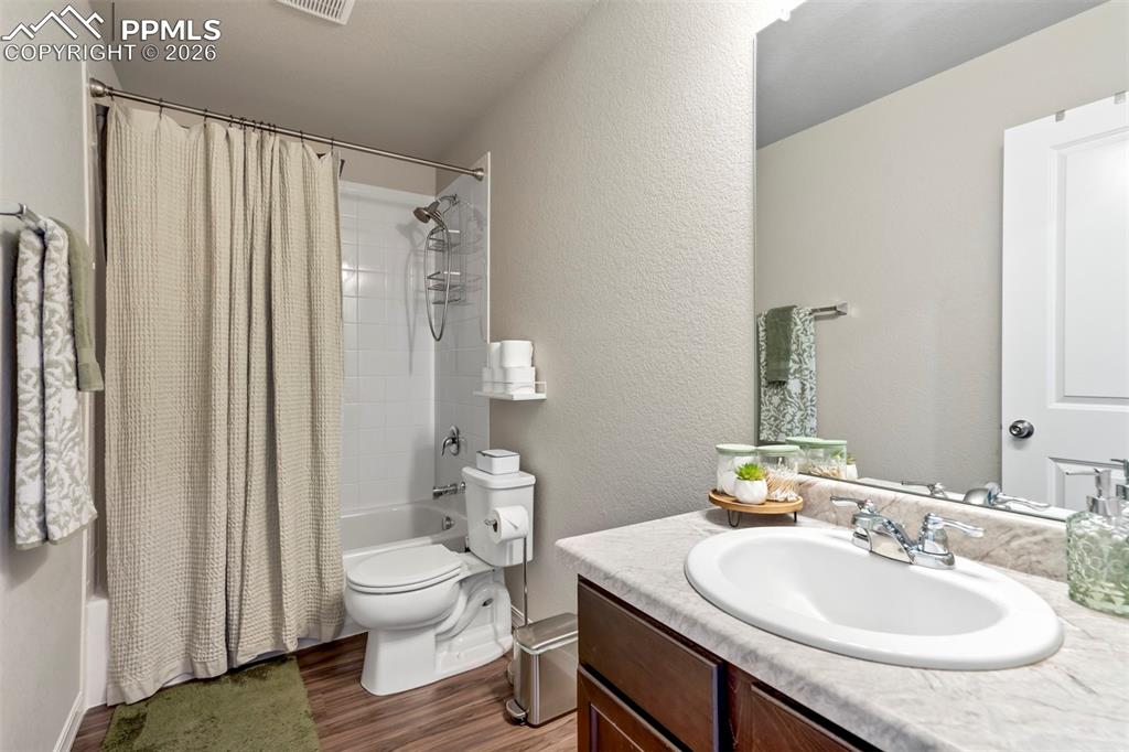 6015 Yamhill Drive Colorado Springs CO 80925
