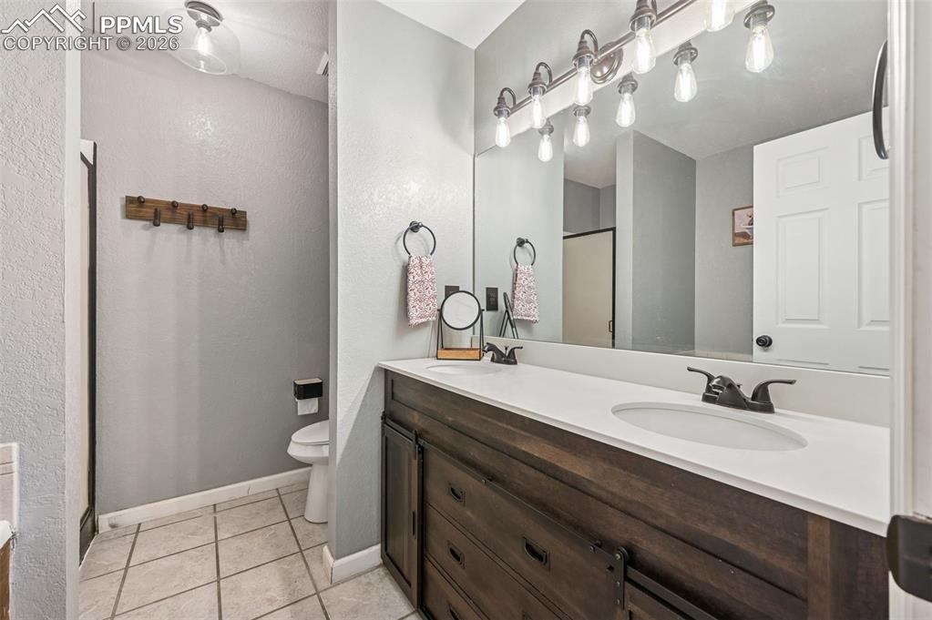 31 Wallace Drive Florissant CO 80816
