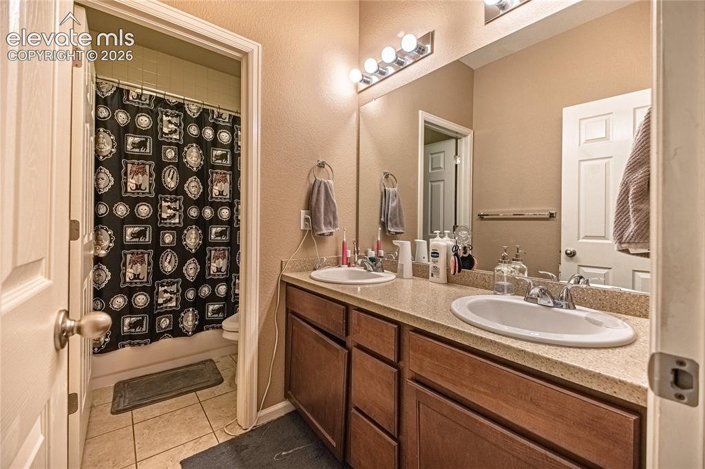 10713 Torreys Peak Way Peyton CO 80831