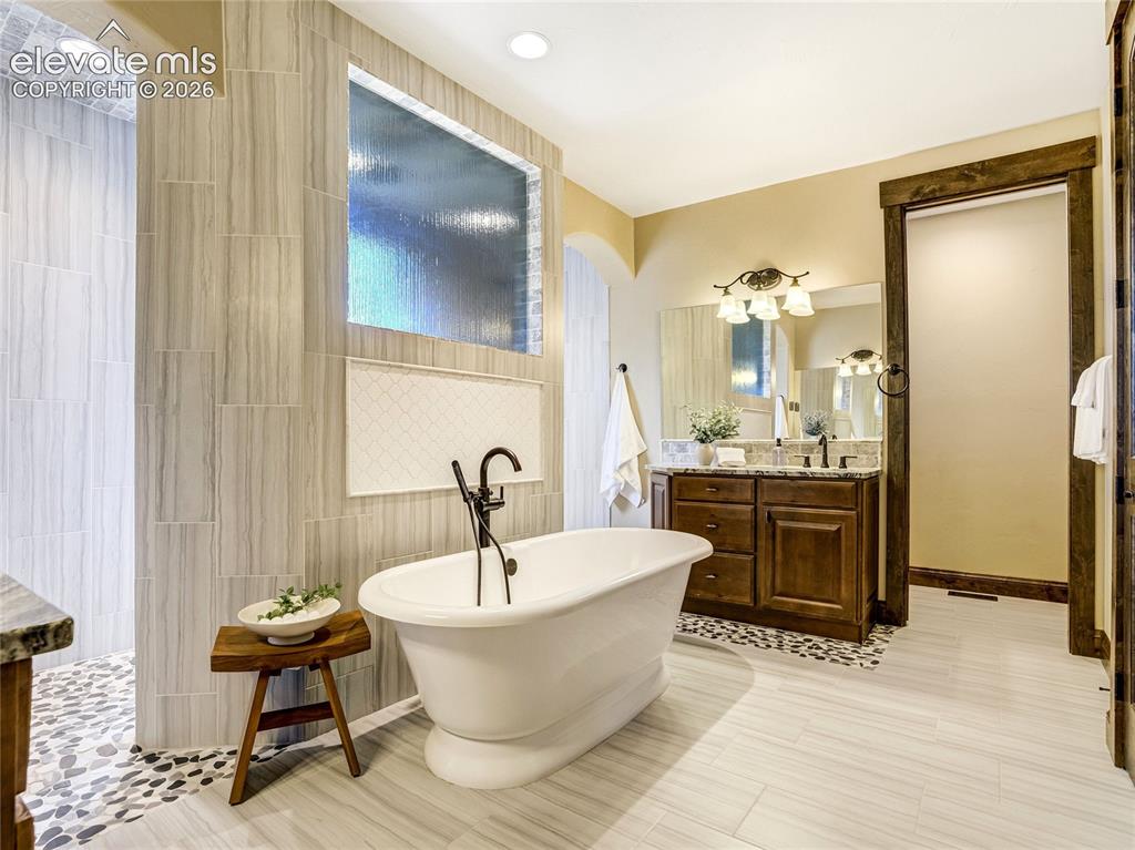 4735 Saxton Hollow Road Colorado Springs CO 80908