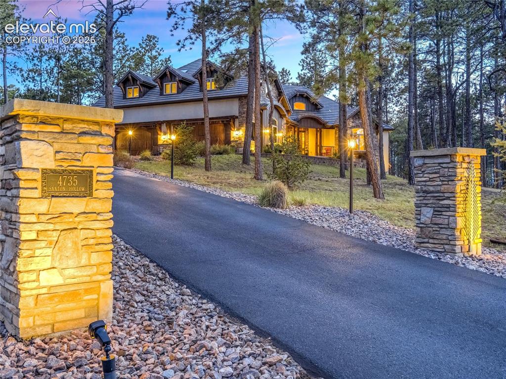 4735 Saxton Hollow Road Colorado Springs CO 80908