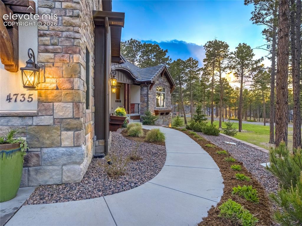4735 Saxton Hollow Road Colorado Springs CO 80908