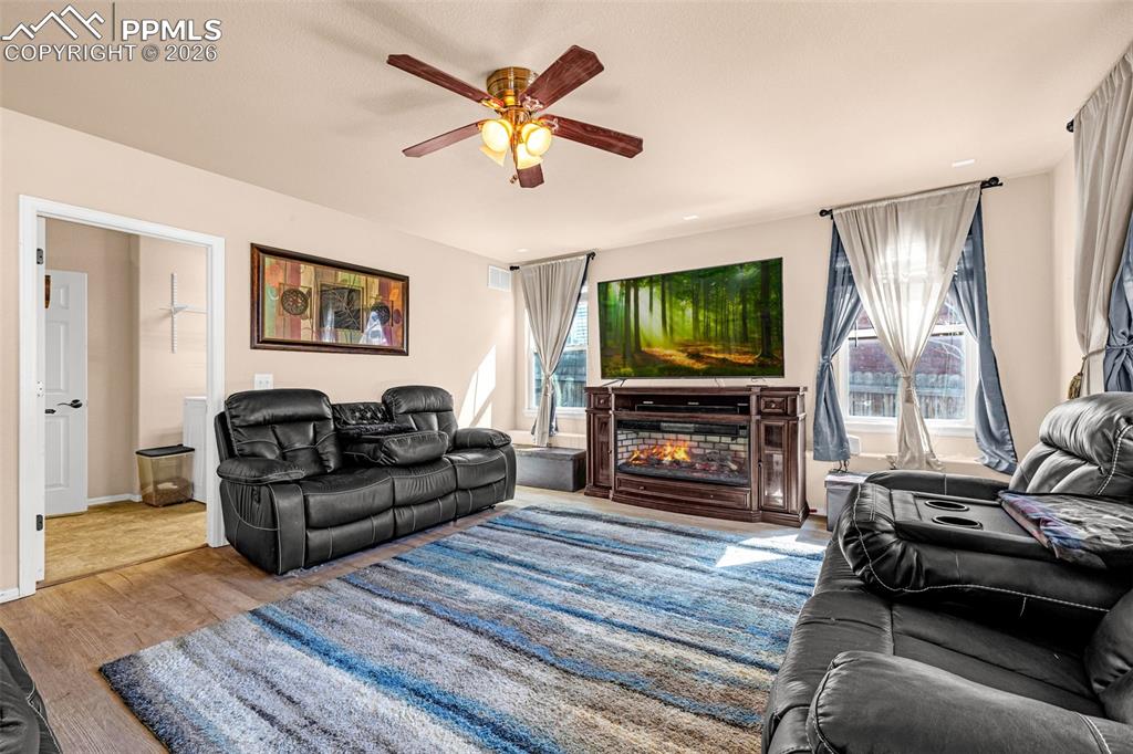 7807 Irish Drive Colorado Springs CO 80951