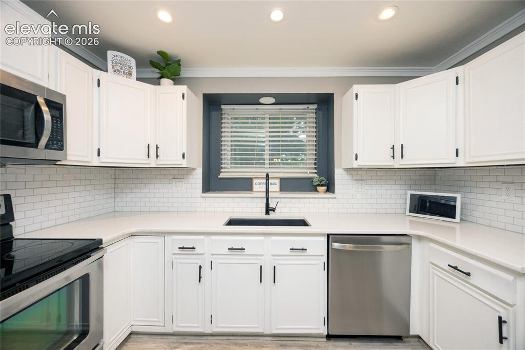 975 Tari Drive Colorado Springs CO 80921