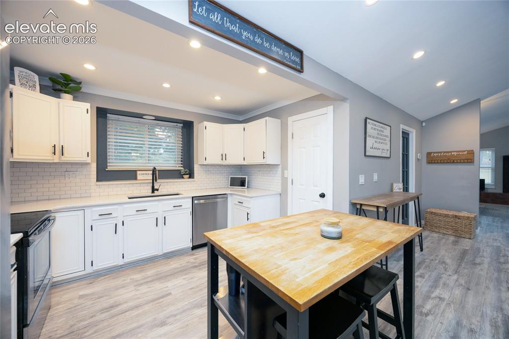 975 Tari Drive Colorado Springs CO 80921