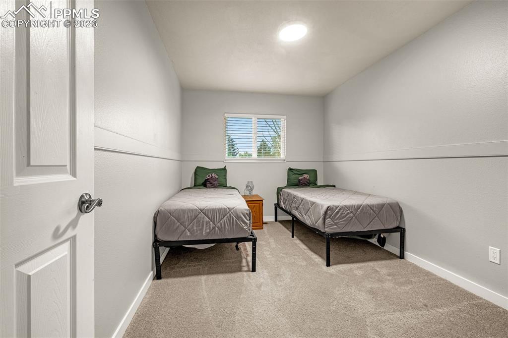 7430 Vineland Trail Colorado Springs CO 80911