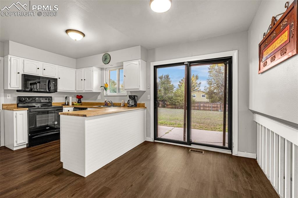 7430 Vineland Trail Colorado Springs CO 80911
