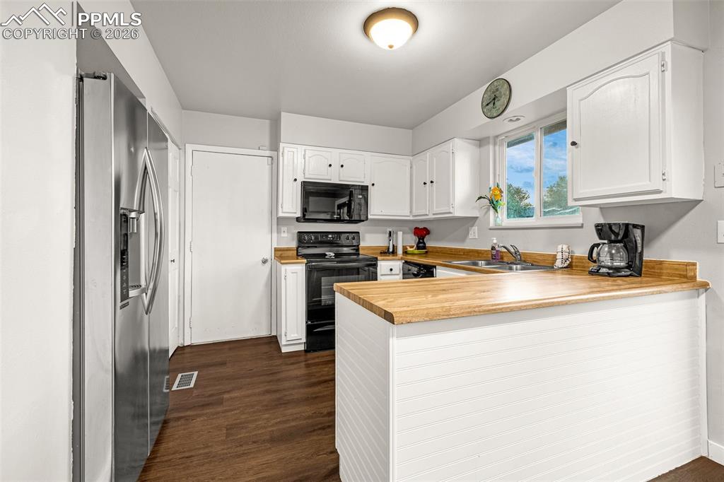 7430 Vineland Trail Colorado Springs CO 80911