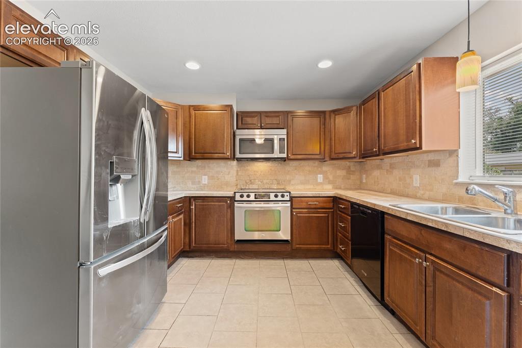 110 Easy Street Colorado Springs CO 80911