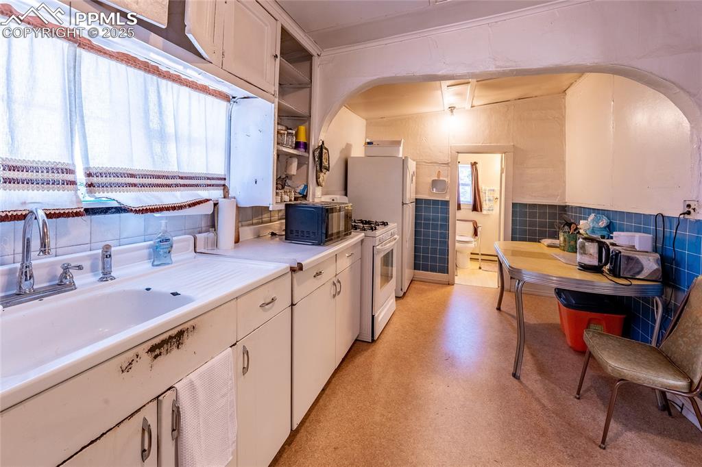 1005 E 4th Street Trinidad CO 81082