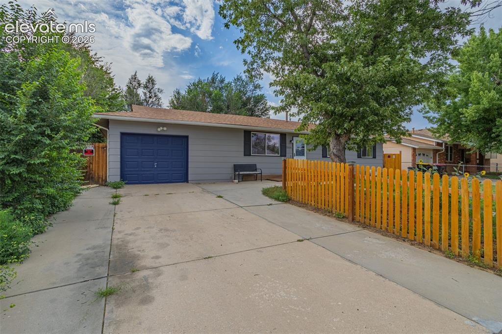 2516 Anjelina Circle Colorado Springs CO 80916