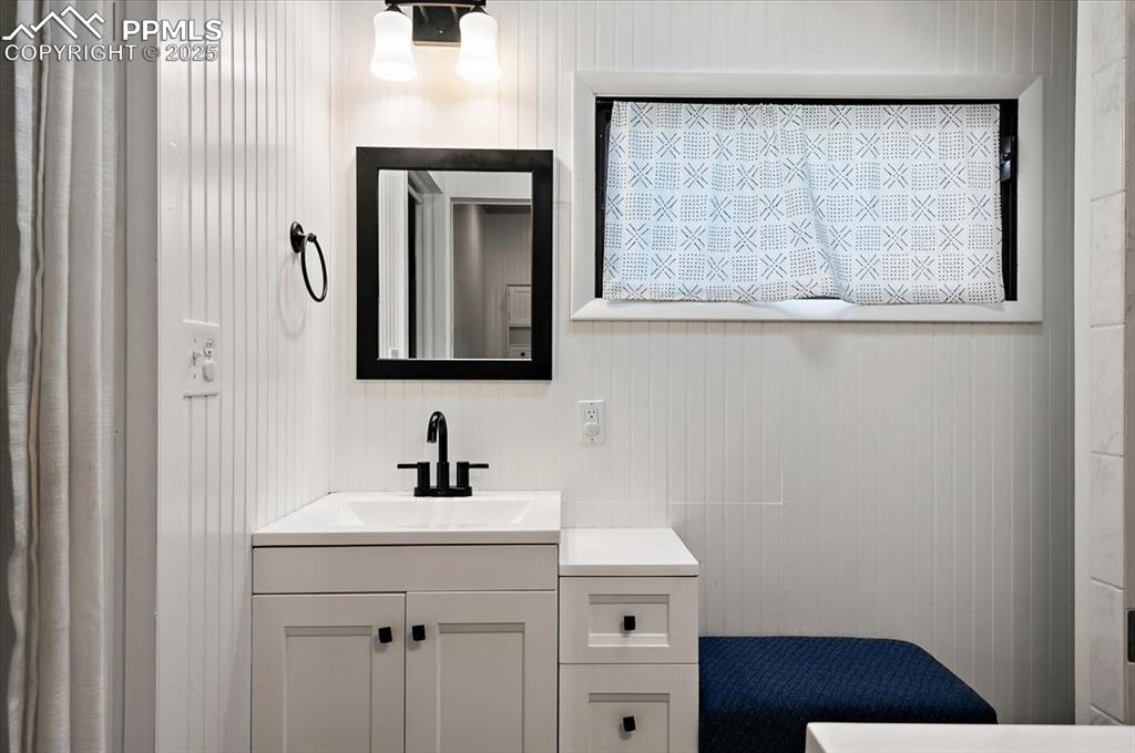 817 Grand Boulevard Colorado Springs CO 80911