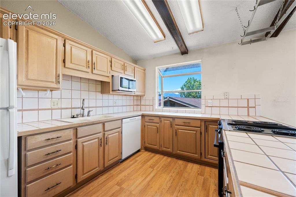 6560 Snowbird Drive Colorado Springs CO 80918