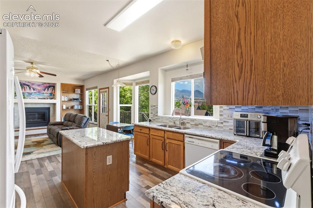 1547 Chesham Circle Colorado Springs CO 80907
