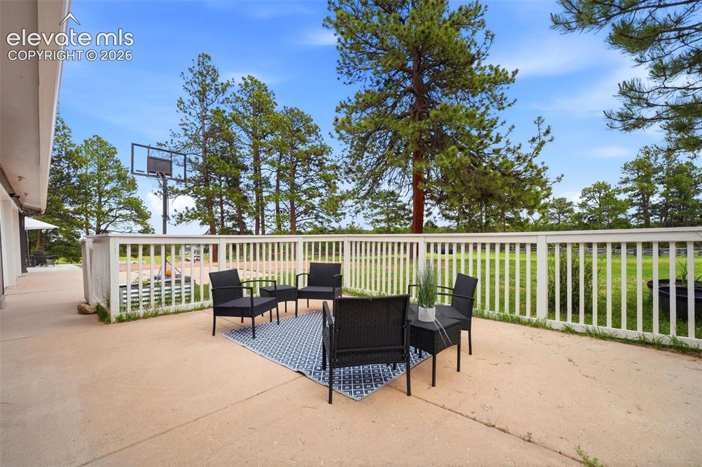 14880 W Kiowa Creek Lane Colorado Springs CO 80908