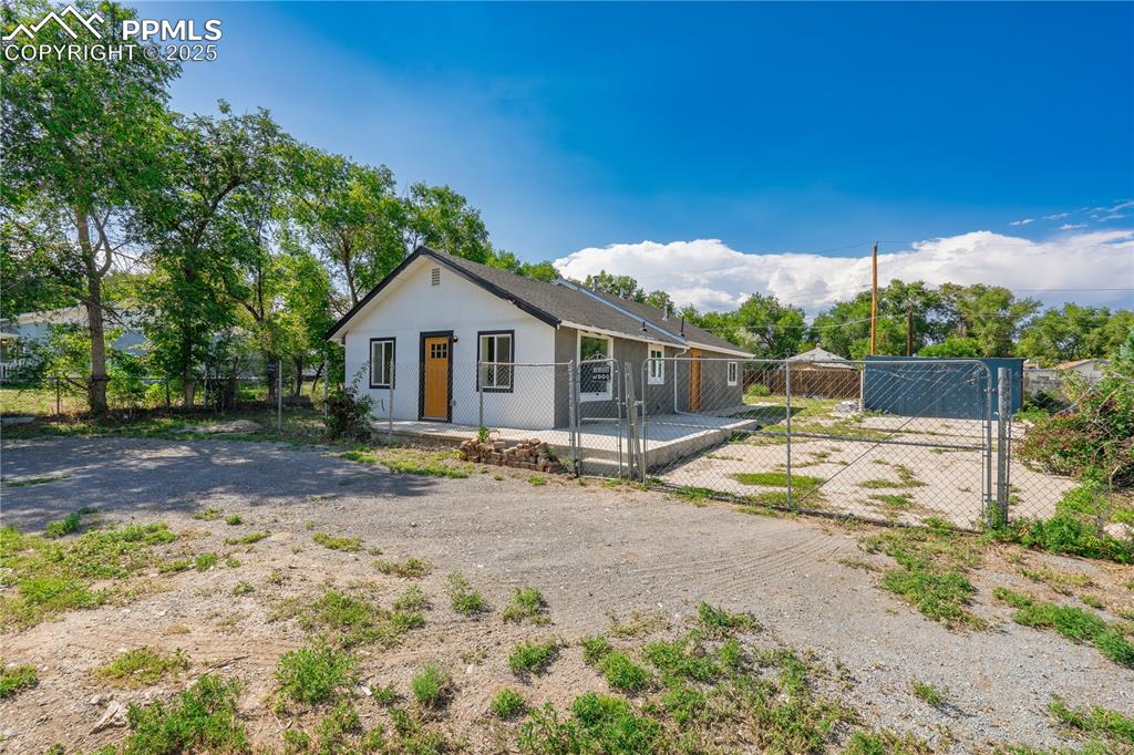 2027 E 14th Street Pueblo CO 81001