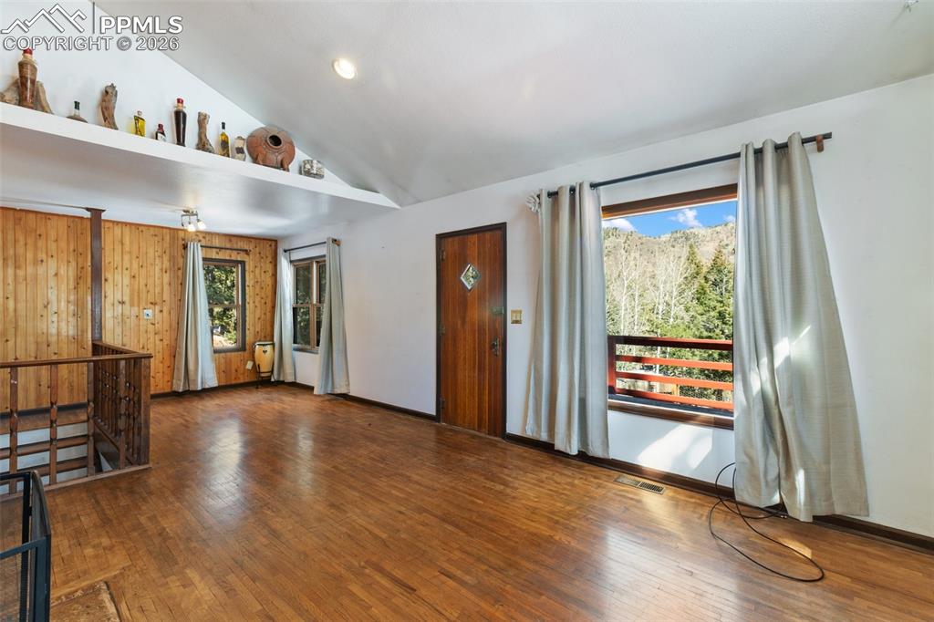 9735 Mountain Road Cascade CO 80809