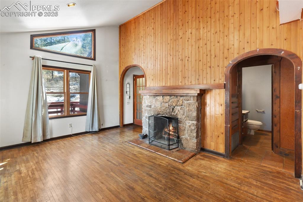 9735 Mountain Road Cascade CO 80809