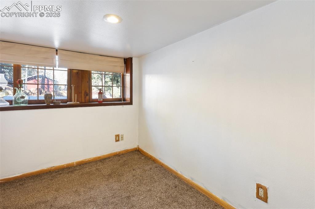 9735 Mountain Road Cascade CO 80809
