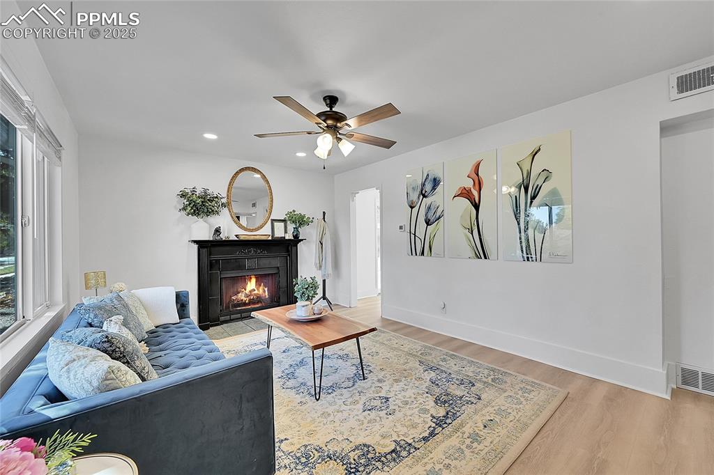 2816 Parker Street Colorado Springs CO 80907