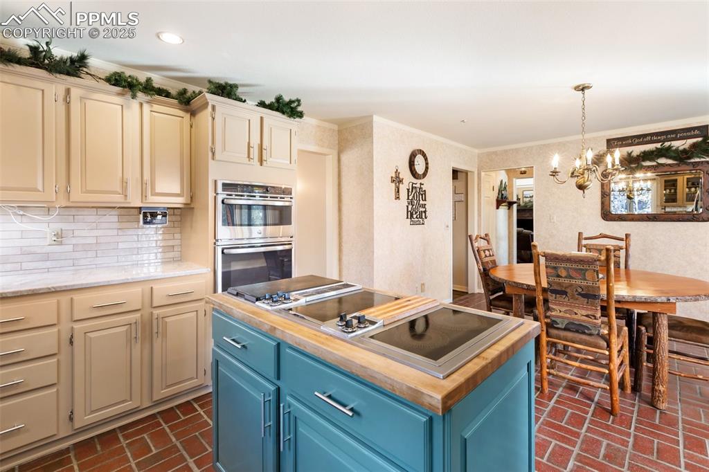 231 S Forty Road Woodland Park CO 80863