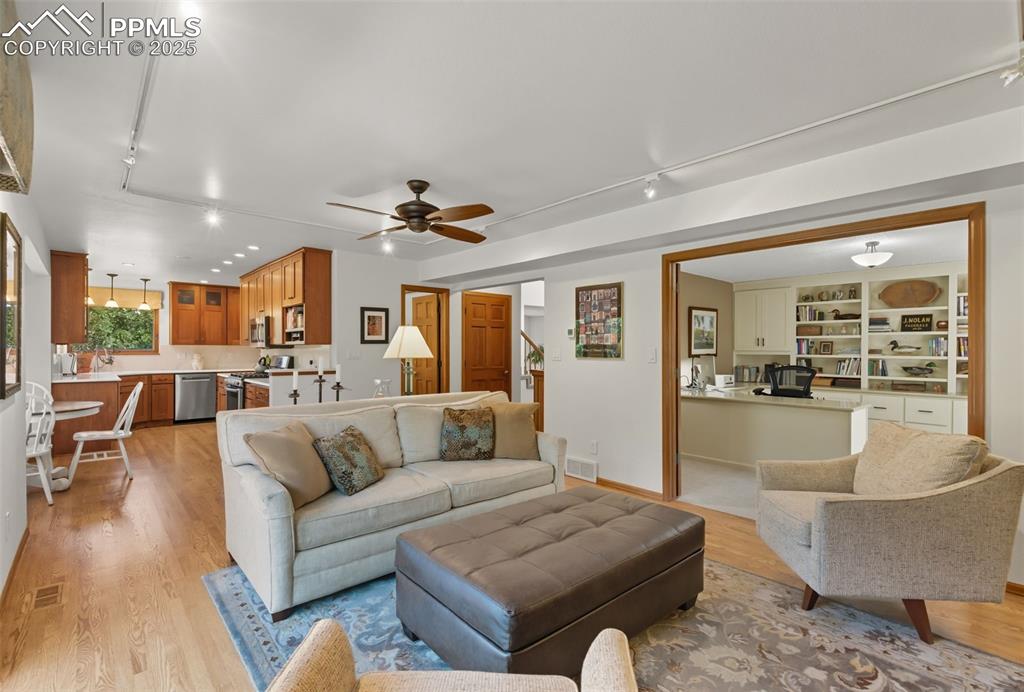 20 Lowick Drive Colorado Springs CO 80906