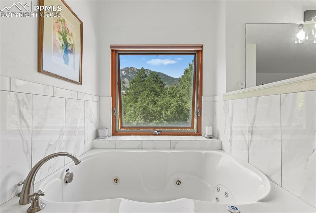 20 Lowick Drive Colorado Springs CO 80906